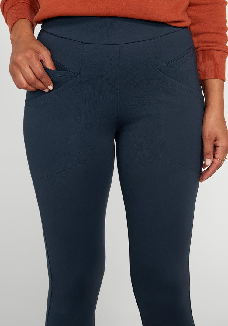 Journey Pant Skinny Navy Betabrand