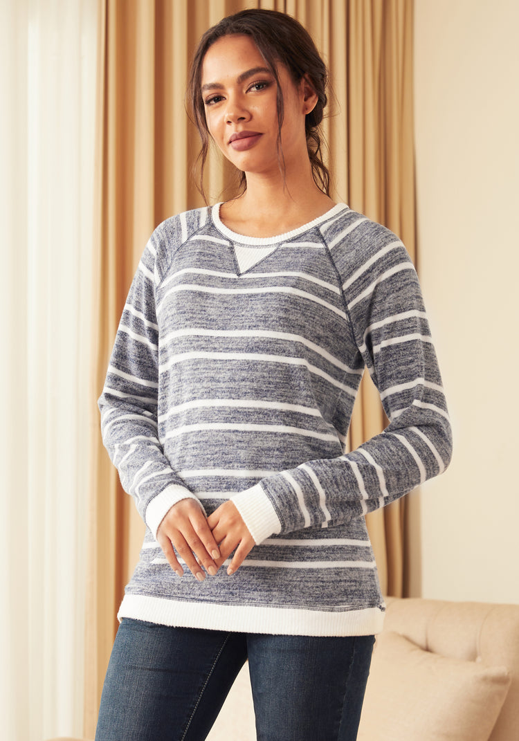 UltraEase Contrast Raglan Sweatshirt (Navy)